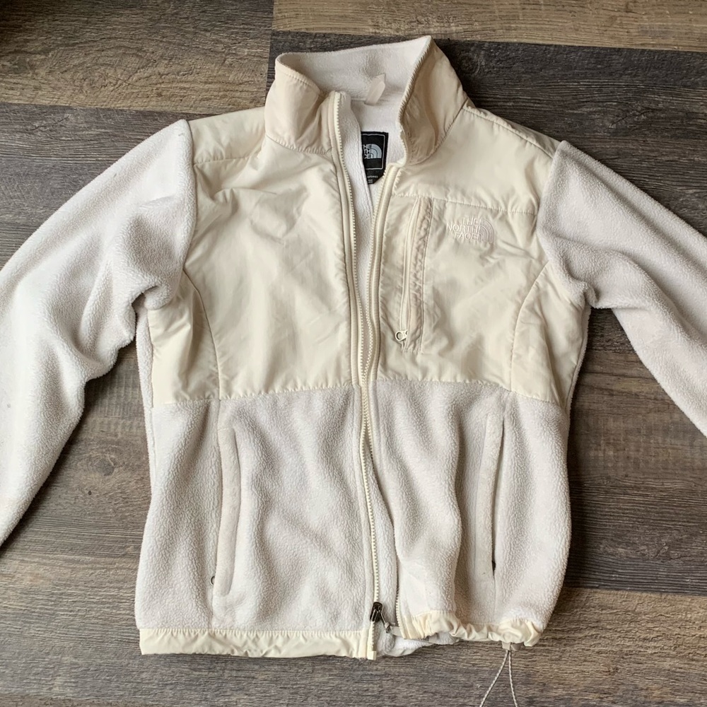 WHITE NORTH FACE